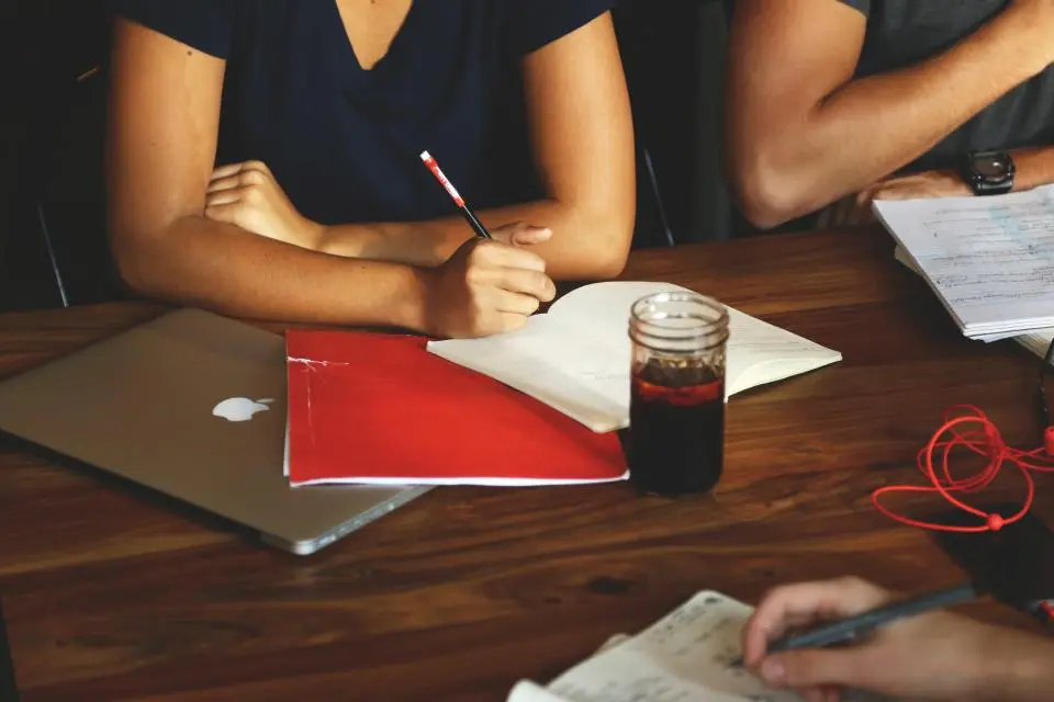 personalbedarf-quote-wie-unternehmen-ihre-rekrutierungsstrategie-optimieren-koennen